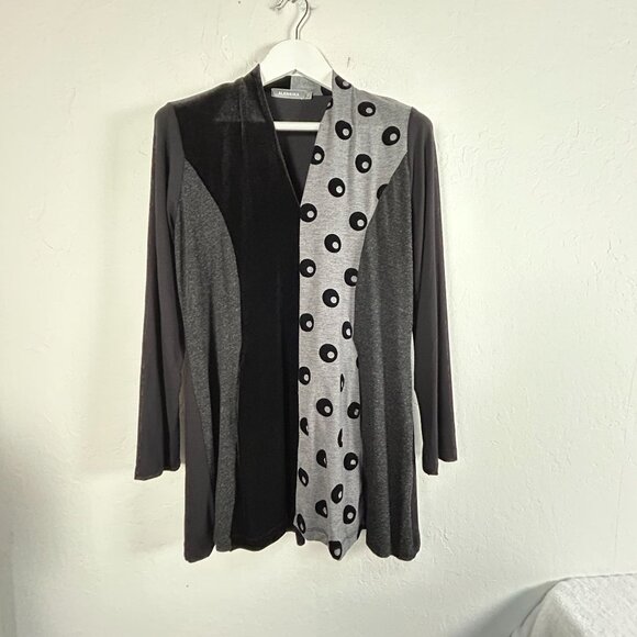 Alembika Womens Long Sleeve V-Neck Patchwork Tunic Top Blouse Size 2 Black Gray - Picture 1 of 8